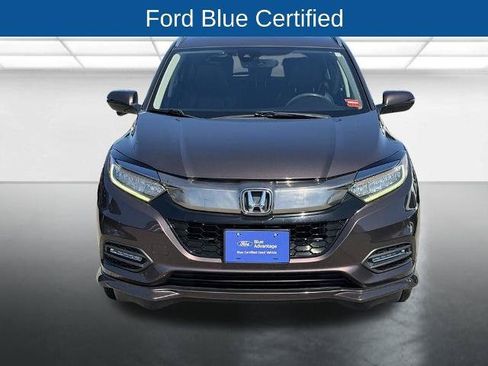 Used 2019 Honda HR-V Touring image 2