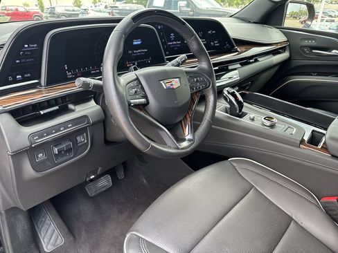 Certified 2024 Cadillac Escalade Premium Luxury AWD/4WD image 14
