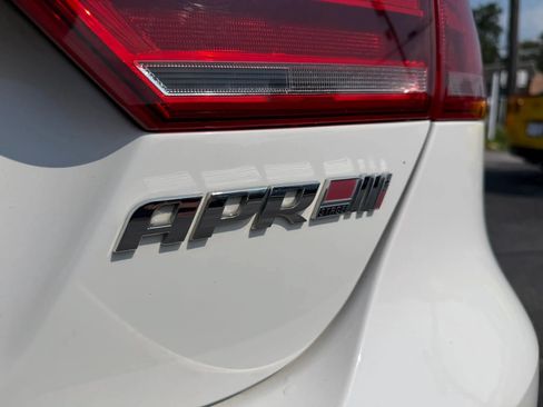 Used 2014 Volkswagen Jetta GLI Autobahn FWD image 11
