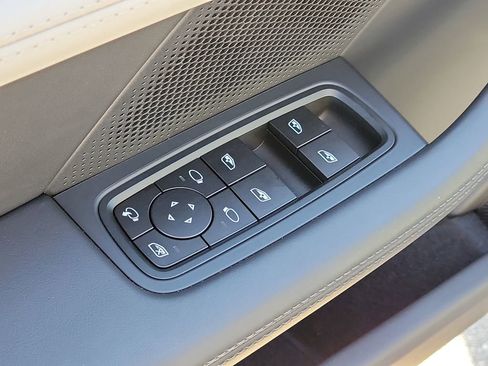 New 2026 Porsche Taycan AWD/4WD image 26