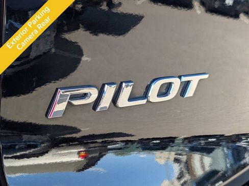 Used 2020 Honda Pilot Elite image 12