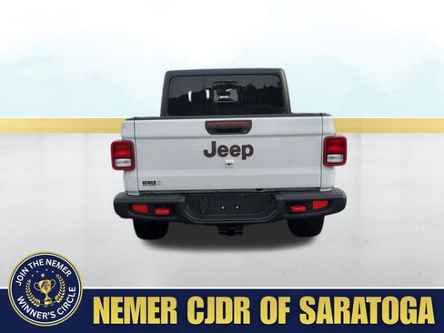 Used 2022 Jeep Gladiator Rubicon w/ Cold Weather Group image 6