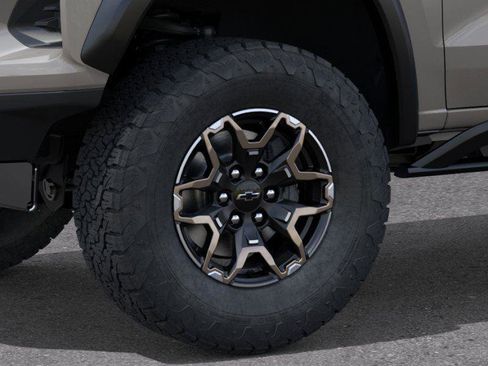 New 2026 Chevrolet Colorado ZR2 w/ Technology Package image 9