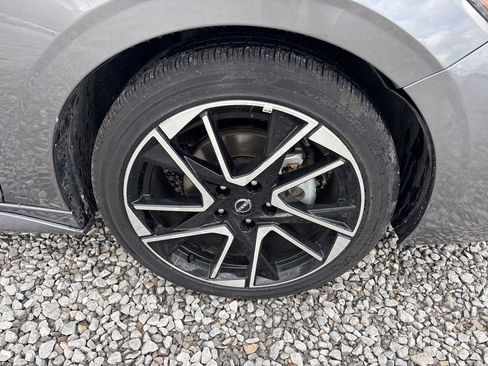 Used 2025 Nissan Sentra SR FWD image 10