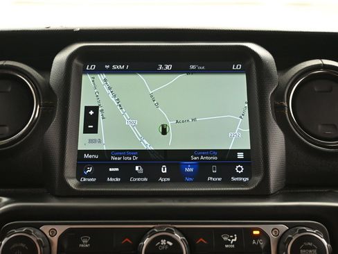 Used 2021 Jeep Wrangler Unlimited Sahara AWD/4WD image 30