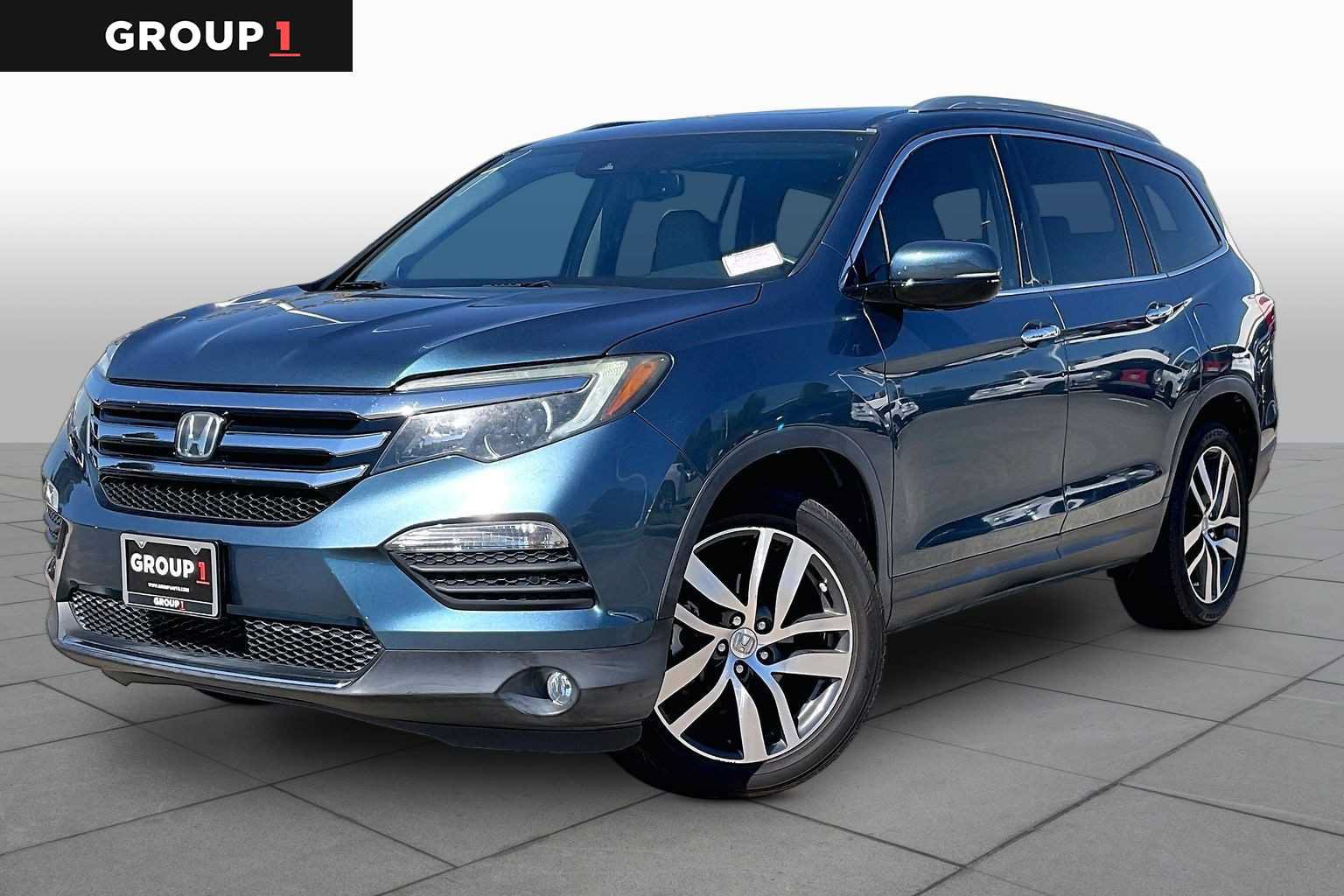Used 2016 Honda Pilot Touring image 1
