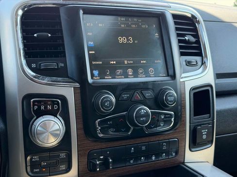 Used 2017 RAM 1500 Laramie AWD/4WD image 26