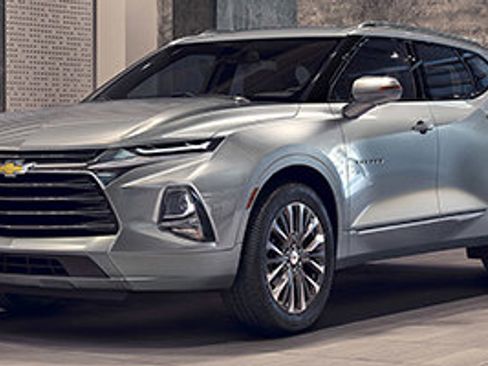 Used 2019 Chevrolet Blazer LT FWD image 1