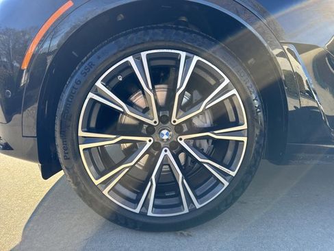 Used 2021 BMW X7 xDrive40i w/ M Sport Package image 29