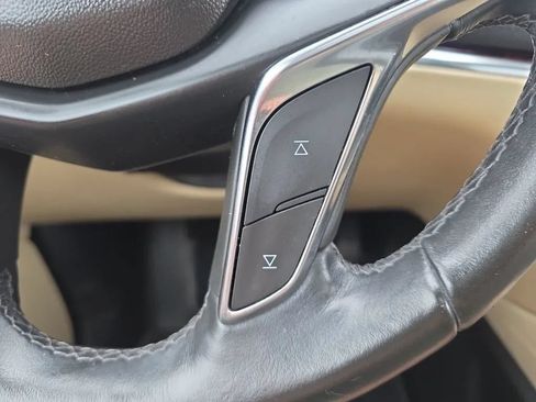 Used 2019 Cadillac XT5 Luxury FWD image 23