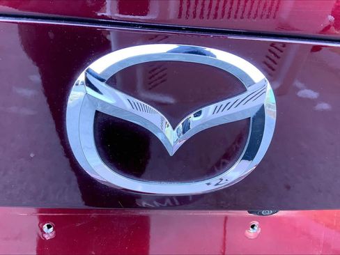 Used 2024 MAZDA CX-90 Plug-In Hybrid w/ Premium Pkg image 32