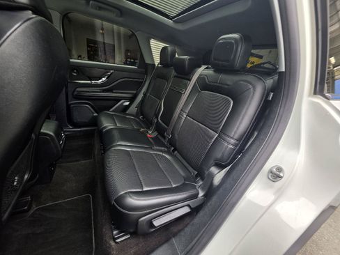 Used 2021 Lincoln Corsair Reserve w/ Equipment Group 201A AWD/4WD image 10