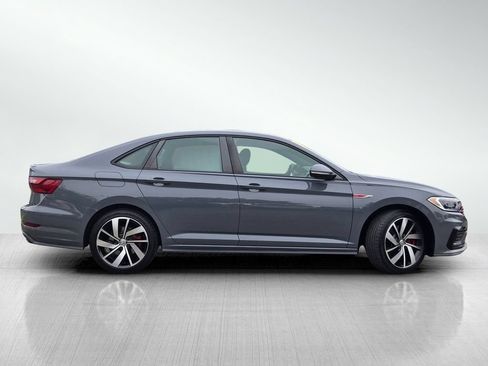 Used 2021 Volkswagen Jetta GLI FWD image 3