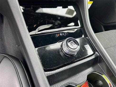 New 2025 Jeep Grand Cherokee Altitude image 20