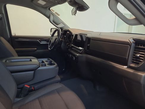Used 2023 Chevrolet Silverado 1500 RST AWD/4WD image 17