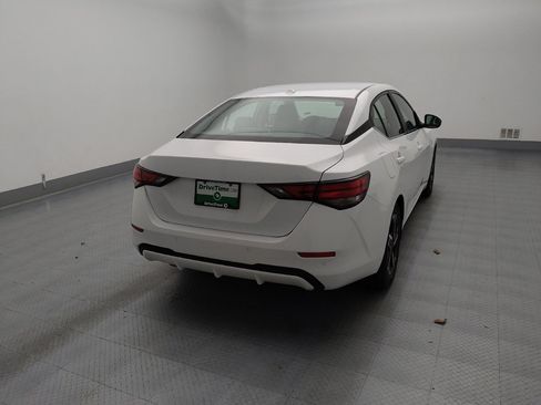 Used 2024 Nissan Sentra SV image 7
