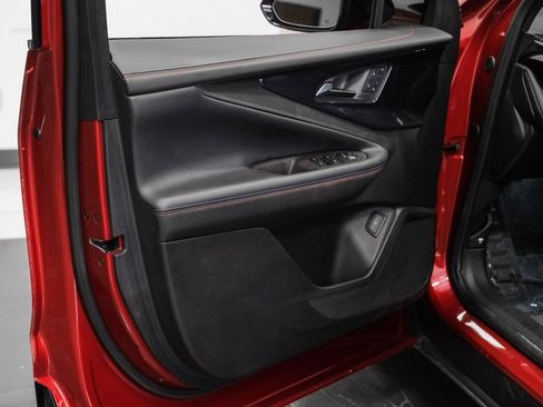 Used 2024 Chevrolet Blazer EV RS image 43