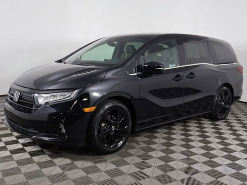 Used 2024 Honda Odyssey Sport image 9