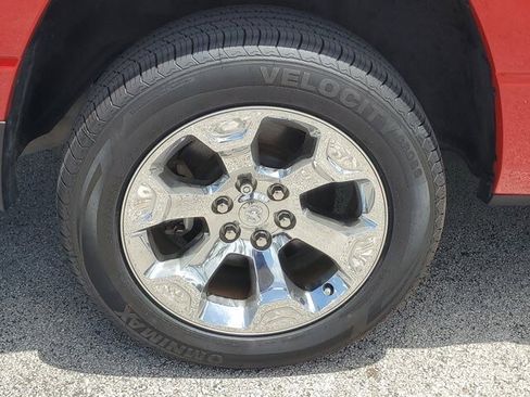 Used 2022 RAM 1500 Big Horn AWD/4WD image 9