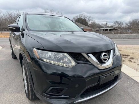 Used 2014 Nissan Rogue S image 6