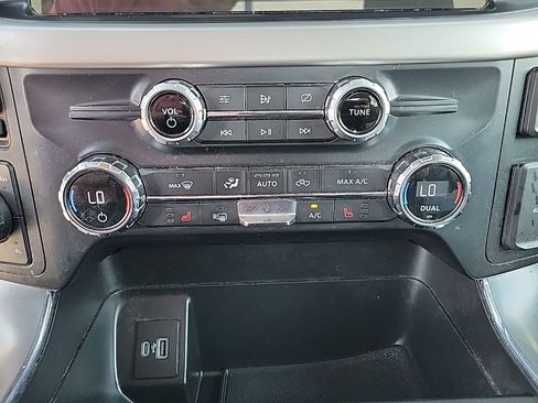 Used 2021 Ford F150 XLT w/ Equipment Group 302A High AWD/4WD image 18