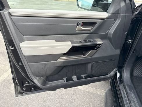 Used 2024 Toyota Tundra Limited image 23