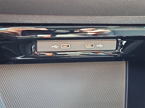 New 2025 Volkswagen GTI SE image 11