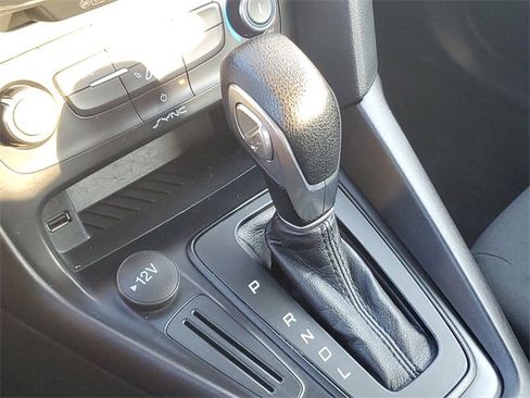 Used 2018 Ford Focus SE image 20