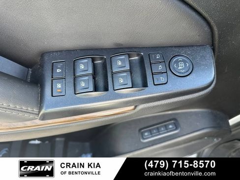 Used 2020 GMC Yukon Denali w/ Denali Premium Package AWD/4WD image 18