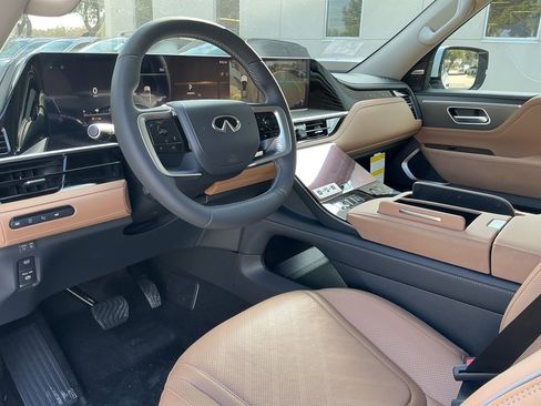 New 2026 INFINITI QX80 Luxe image 21