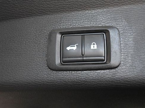 Used 2024 Mitsubishi Outlander SE image 20