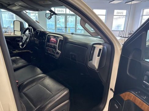 Used 2014 GMC Sierra 1500 SLT w/ SLT Crew Cab Value Package image 22