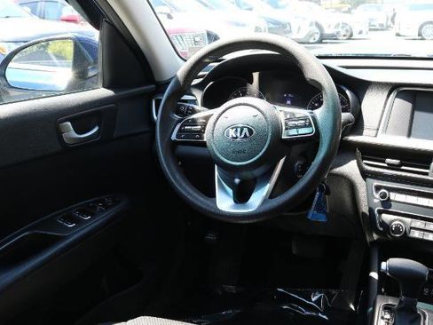 Used 2019 Kia Optima LX FWD image 17