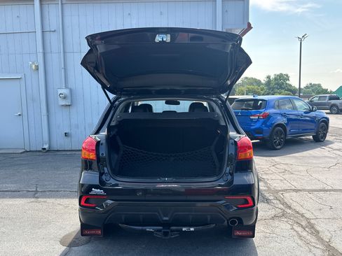 Used 2018 Mitsubishi Outlander Sport SEL AWD/4WD image 17