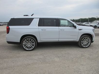 New 2026 GMC Yukon XL Denali w/ Denali Reserve Package