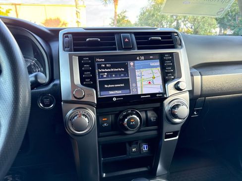 Used 2022 Toyota 4Runner SR5 Premium w/ Moonroof Package image 20