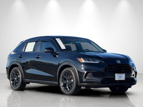 Used 2023 Honda HR-V Sport image 7