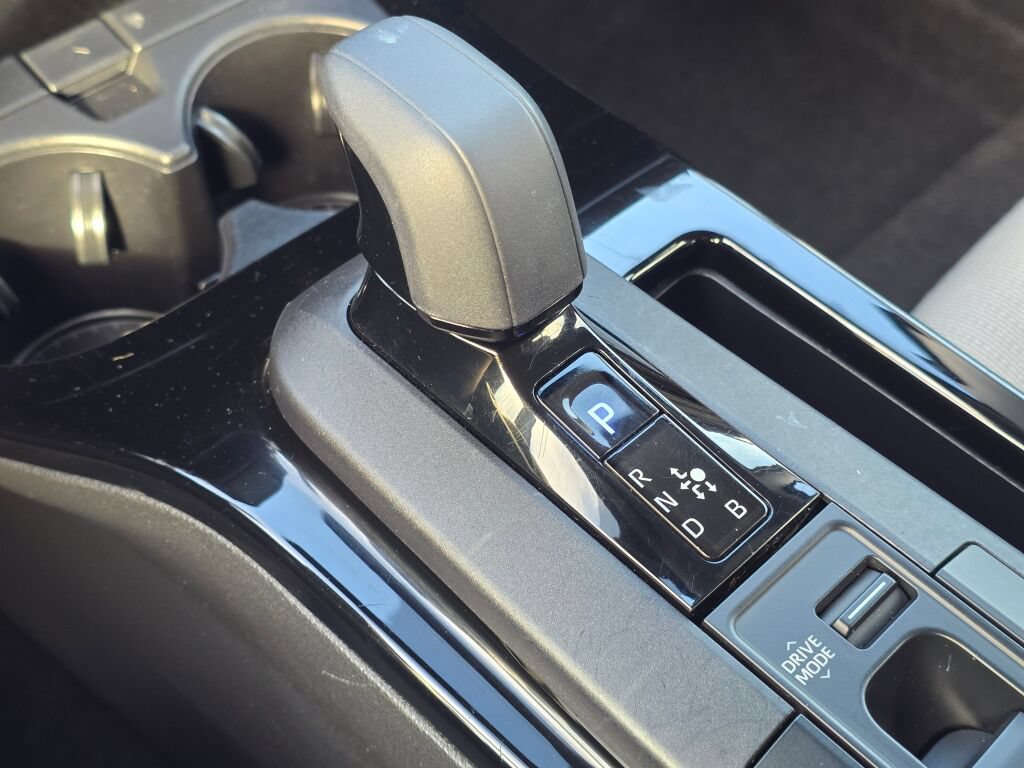 Used 2023 Toyota Prius LE FWD image 27