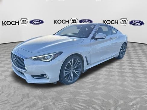 Used 2018 INFINITI Q60 3.0t Luxe w/ Sensory Package 3.0T Luxe image 3