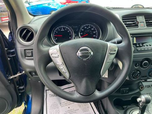 Used 2018 Nissan Versa SV FWD image 17