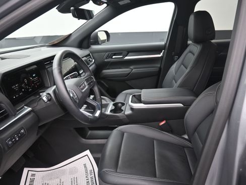 Used 2026 GMC Terrain Elevation w/ Elevation Premium Package AWD/4WD image 19