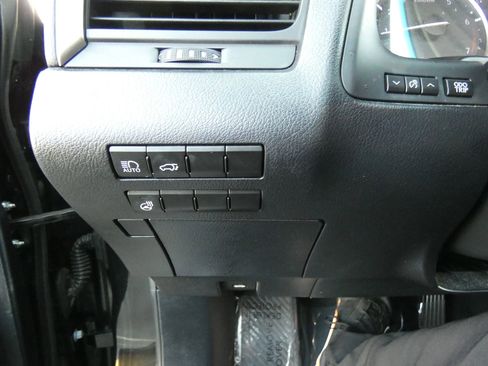 Used 2018 Lexus RX 350L FWD image 69