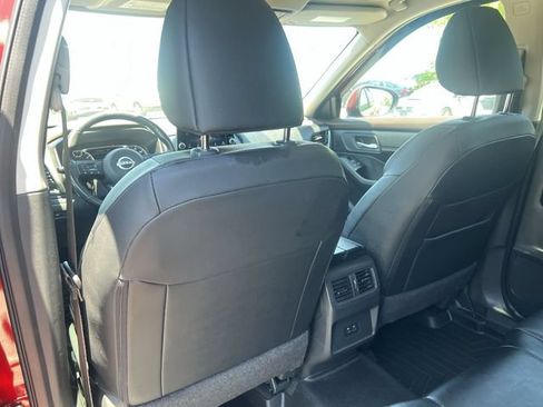 Used 2023 Nissan Rogue SV w/ SV Premium B Package FWD image 36