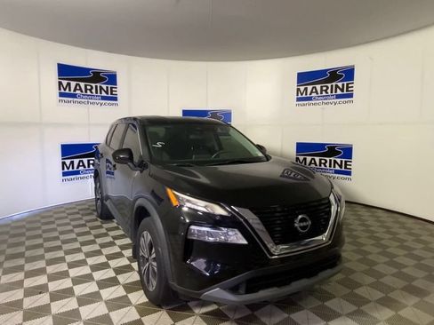 Used 2023 Nissan Rogue SV FWD image 4
