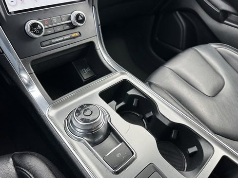 Certified 2022 Ford Edge Titanium image 16