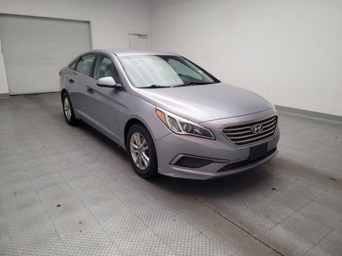 Used 2016 Hyundai Sonata SE FWD image 13