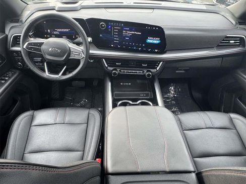 Used 2025 Chevrolet Suburban RST w/ Sun And Tow Package image 13