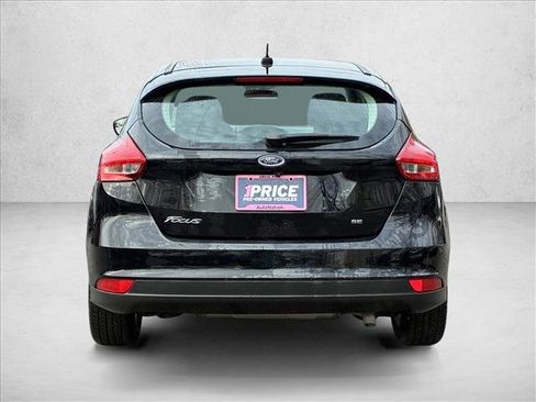 Used 2018 Ford Focus SE image 6