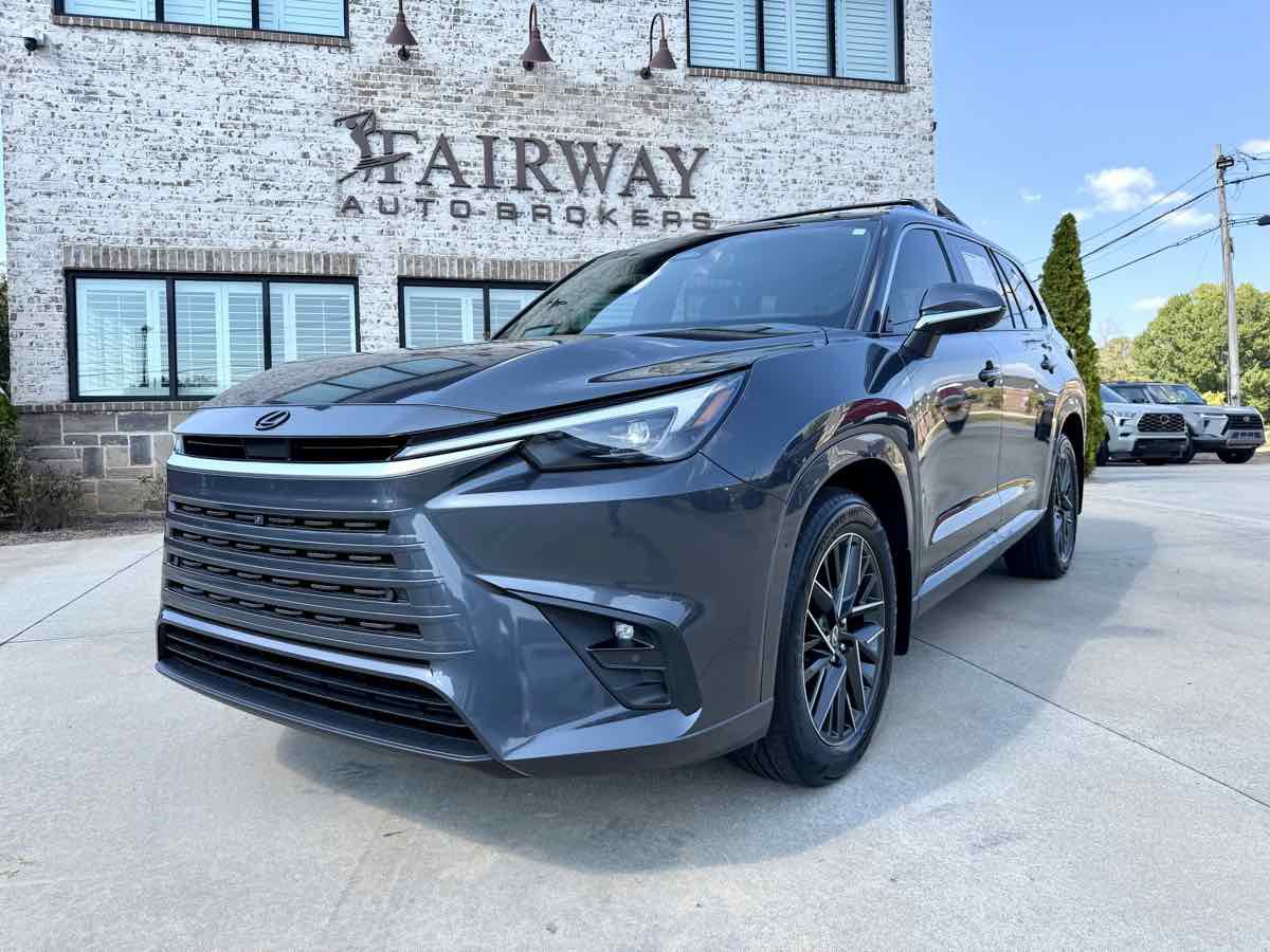 Used 2026 Lexus TX 350 AWD w/ Technology Package image 2