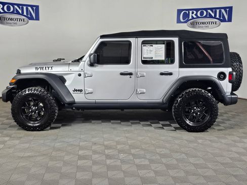 Used 2024 Jeep Wrangler Unlimited Sport AWD/4WD image 31